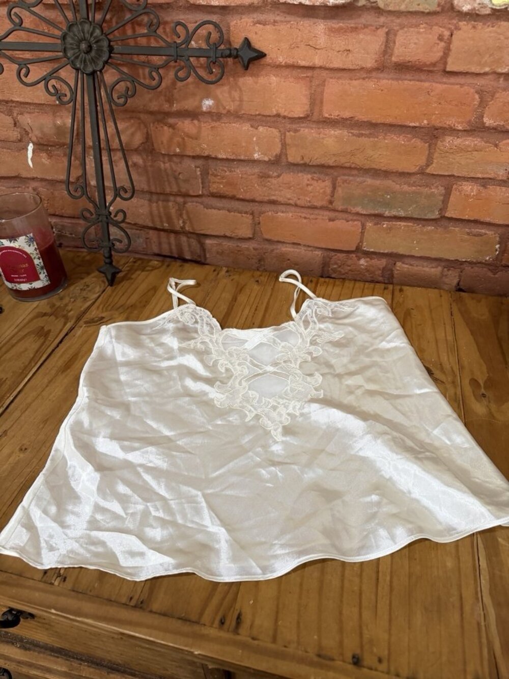 Vtg 90s Delicates Women’s Medium Satin Chemise Tank Nightie Ivory Lace Fairy